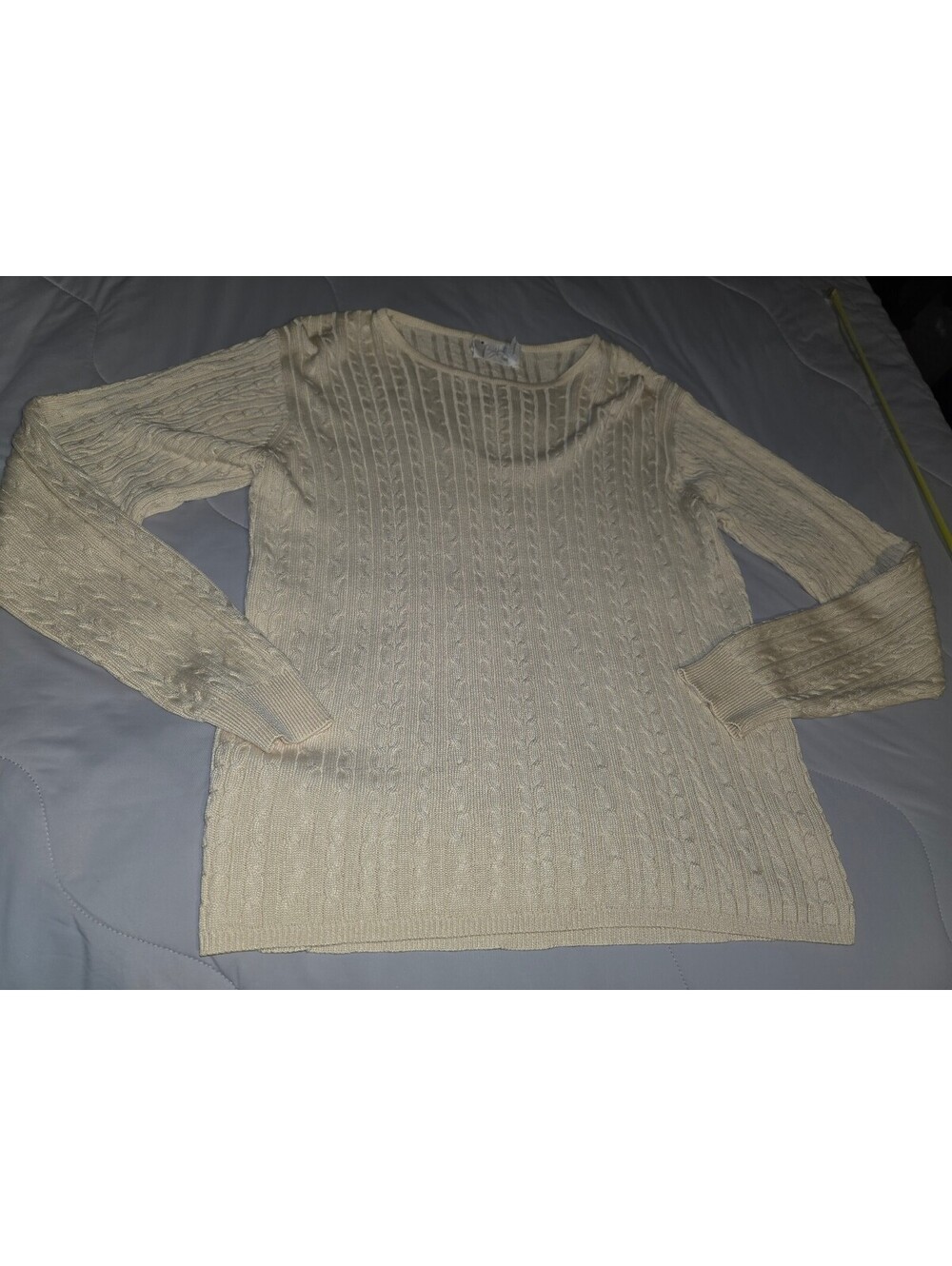 Belford silk Sweater – Cream Cable Knit Crew Neck Long Sleeve Medium - holiday